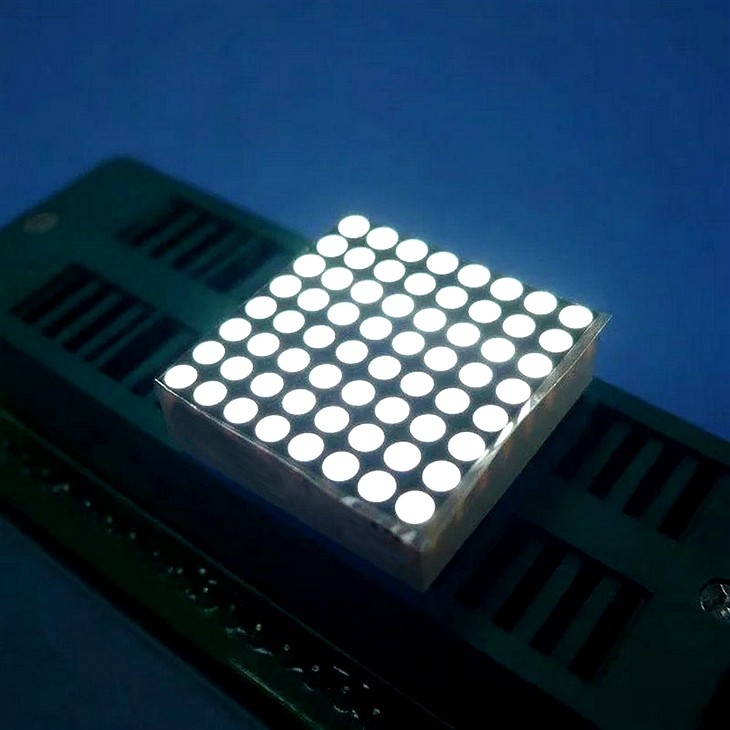 Led数码管点阵8*8显示屏模组1588 Led数码管点阵8*8显示屏模组1588